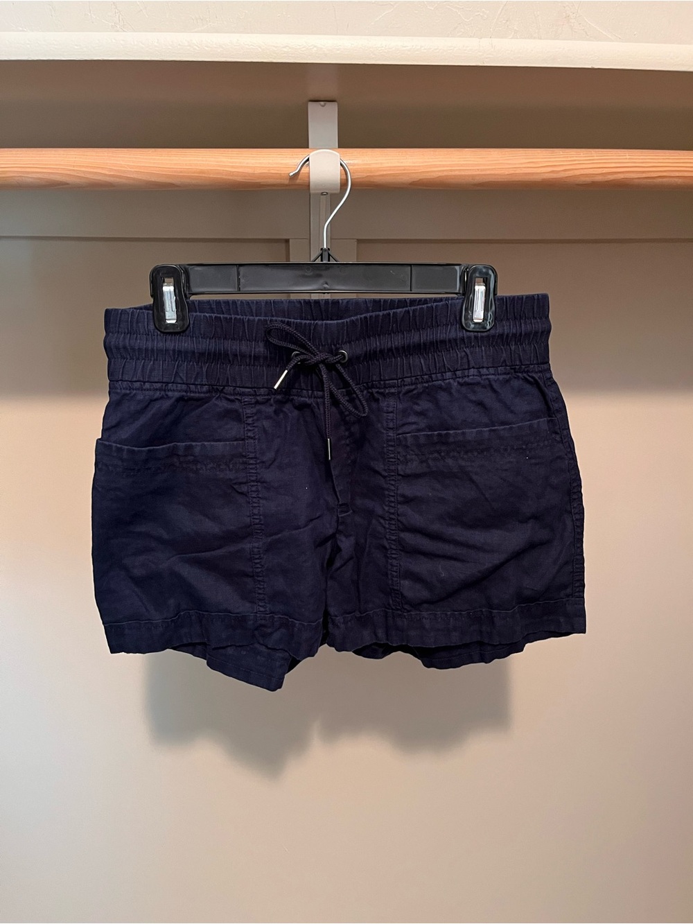 Athleta Navy Elastic Drawstring Athletic Shorts